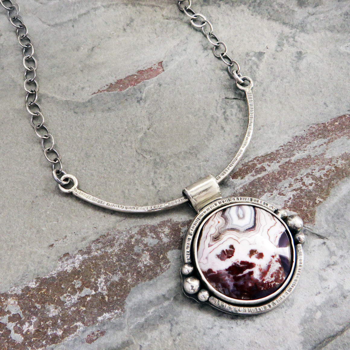 Laguna Lace Agate Round Pendant Necklace