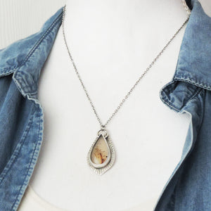 Montana Agate Textured Pendant Necklace