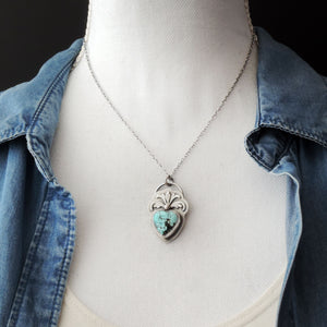 Flourish Hubei Turquoise Heart Necklace