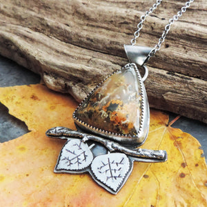 Aspen Leaves and Triangle Plume Agate Necklace