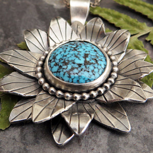turquoise flower necklace