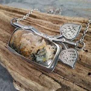 Aspen Leaves North Ridge Plume Agate Necklace