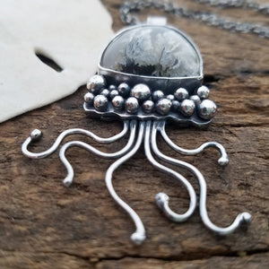 Jellyfish Pendant with Plume Agate Stone
