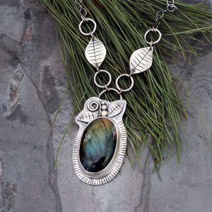 Labradorite Gemstone Necklace with Leaves