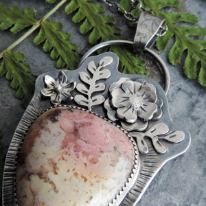Feather Ridge Plume Agate Double Flower Necklace