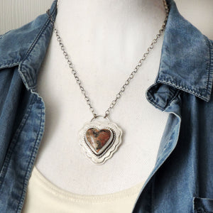 Rose of Chihuahua Ruffle Heart Necklace