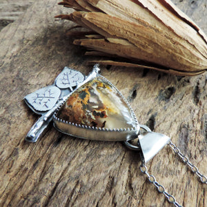 Aspen Leaves and Triangle Plume Agate Necklace