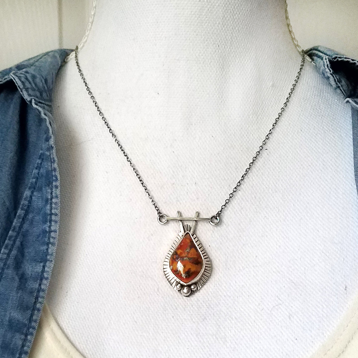 Moroccan Agate Necklace - A Twist of Whimsy